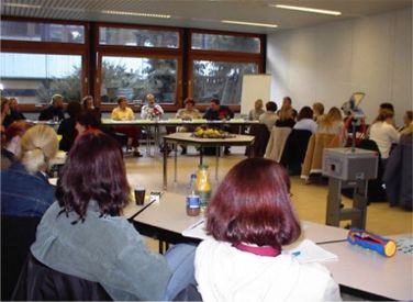 Expertenrunde mit angehenden Erzieherinnen
